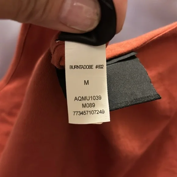 Axcess by Liz Claiborne size M tank top nwt - Picture 12 of 13